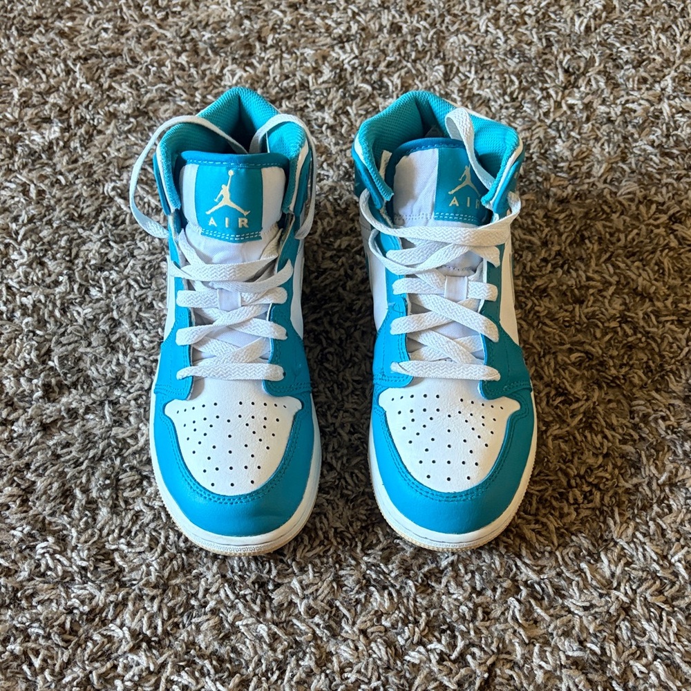 Jordan Kids' Teal and White Sneakers